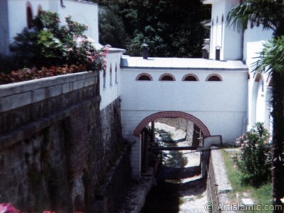 View of Termal-Gokcedere Village in Yalova city of Turkey. (The picture was taken by Artislamic.com in 1990.)