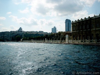 View of the Dolmabahce Palace from the Bosphorus in Istanbul city of Turkey. (The picture was taken by Artislamic.com in 2004.)