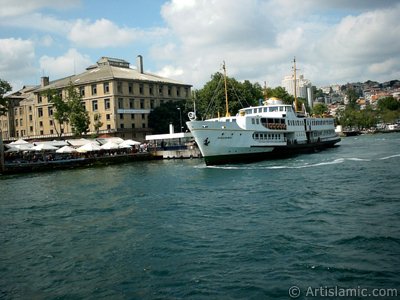 View of Besiktas coast from the Bosphorus in Istanbul city of Turkey. (The picture was taken by Artislamic.com in 2004.)