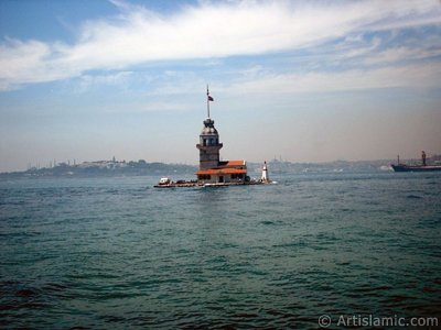 View of Kiz Kulesi (Maiden`s Tower) located in the Bosphorus from the shore of Uskudar in Istanbul city of Turkey. (The picture was taken by Artislamic.com in 2004.)