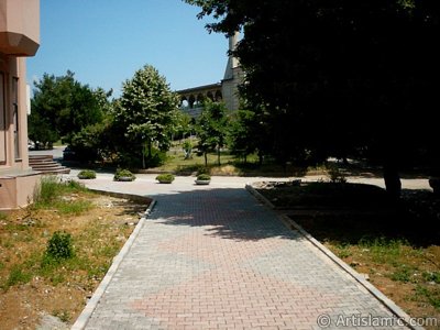 View of the Theology Faculty of The Marmara University and its mosque in Altunizade district of Istanbul city of Turkey. (The picture was taken by Artislamic.com in 2004.)