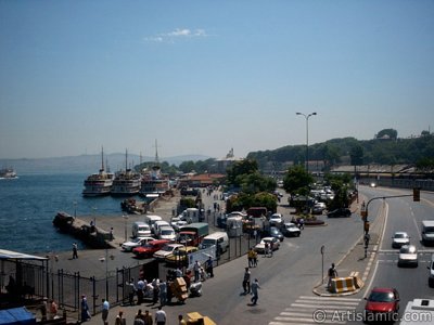 View of jetties and coast from an overpass at Eminonu district in Istanbul city of Turkey. (The picture was taken by Artislamic.com in 2004.)