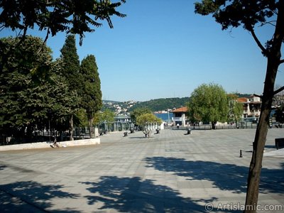 View of a park on the shore of Besiktas district in Istanbul city of Turkey. (The picture was taken by Artislamic.com in 2004.)