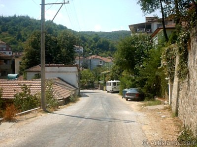 View of Termal-Gokcedere Village in Yalova city of Turkey. (The picture was taken by Artislamic.com in 2004.)