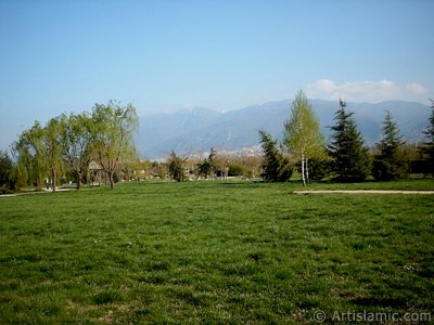 View of Botanical Park in Bursa city of Turkey. (The picture was taken by Artislamic.com in 2004.)