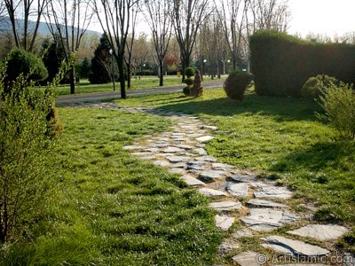 View of Botanical Park in Bursa city of Turkey. (The picture was taken by Artislamic.com in 2004.)