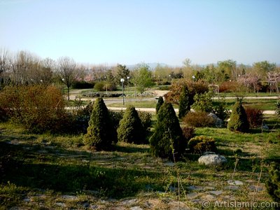 View of Botanical Park in Bursa city of Turkey. (The picture was taken by Artislamic.com in 2004.)