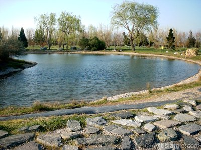 View of Botanical Park in Bursa city of Turkey. (The picture was taken by Artislamic.com in 2004.)