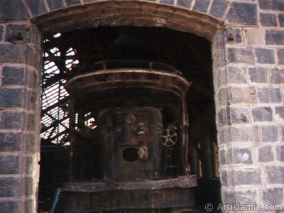 Picture of the last locomotive of the Ottoman made historical Hijaz Railway parked in Madina city of Saudi Arabia Station. (The picture was taken by Mr. Mustafa one of the visitors of Artislamic.com in 2003 Hajj season.)