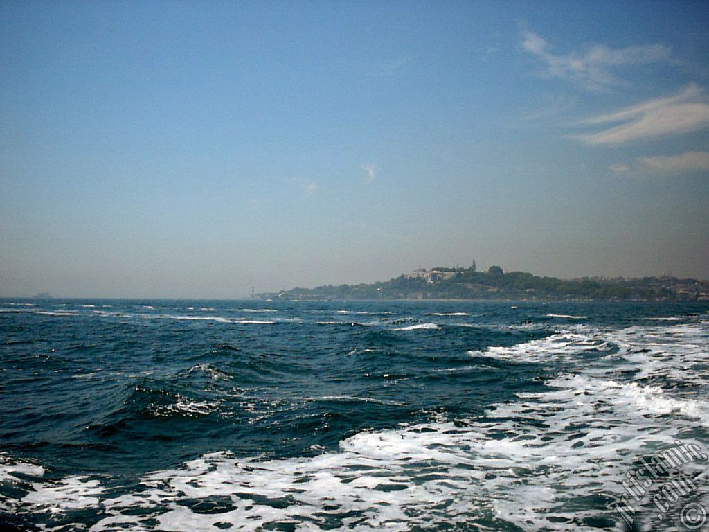 View of Sarayburnu coast and Topkapi Palace from the Bosphorus in Istanbul city of Turkey.
