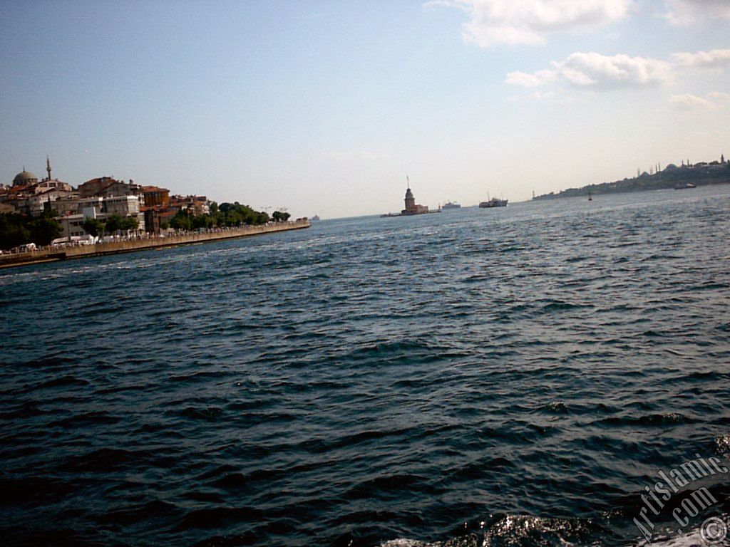 Denizden skdar sahili, Kz Kulesi ve Sarayburnu sahiline bak.
