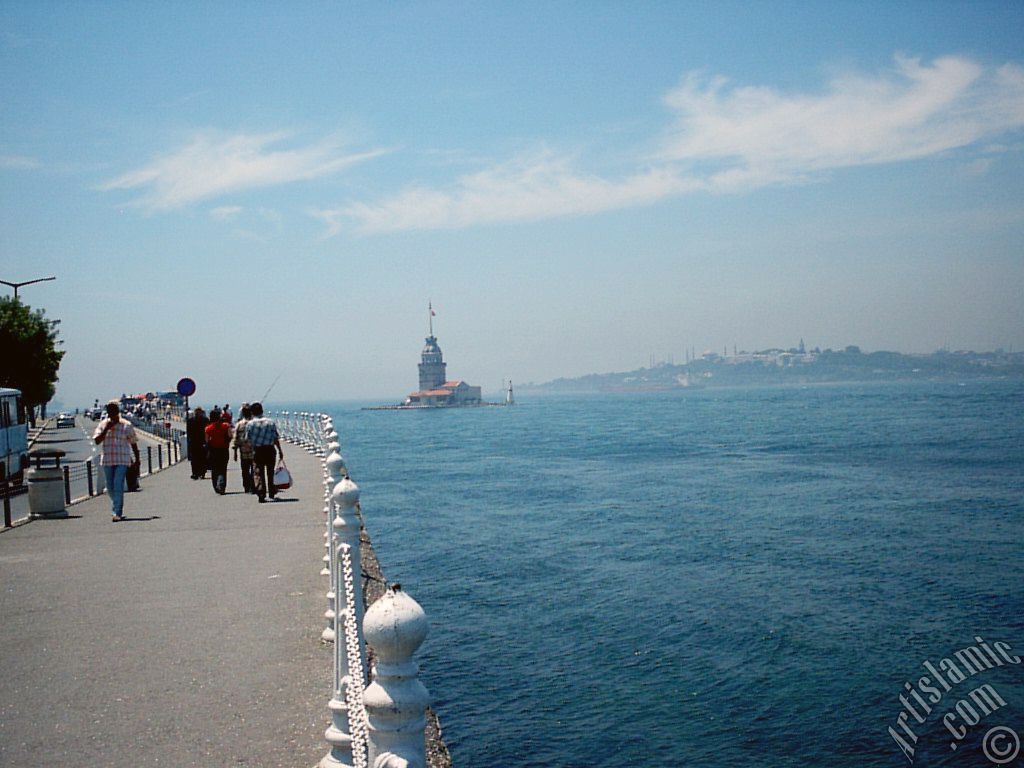 View of Kiz Kulesi (Maiden`s Tower) located in the Bosphorus from the shore of Uskudar in Istanbul city of Turkey.
