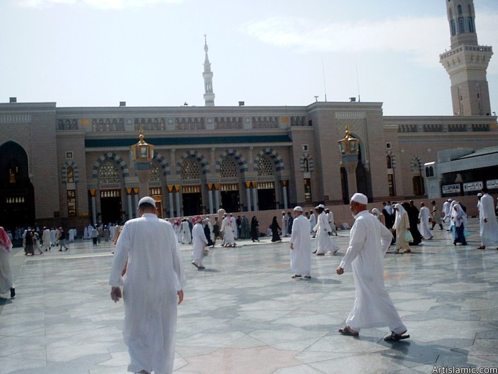 View of the outside court of the Prophet Muhammad`s (saaw) Mosque (Masjed an-Nabawe) in Madina city of Saudi Arabia.
