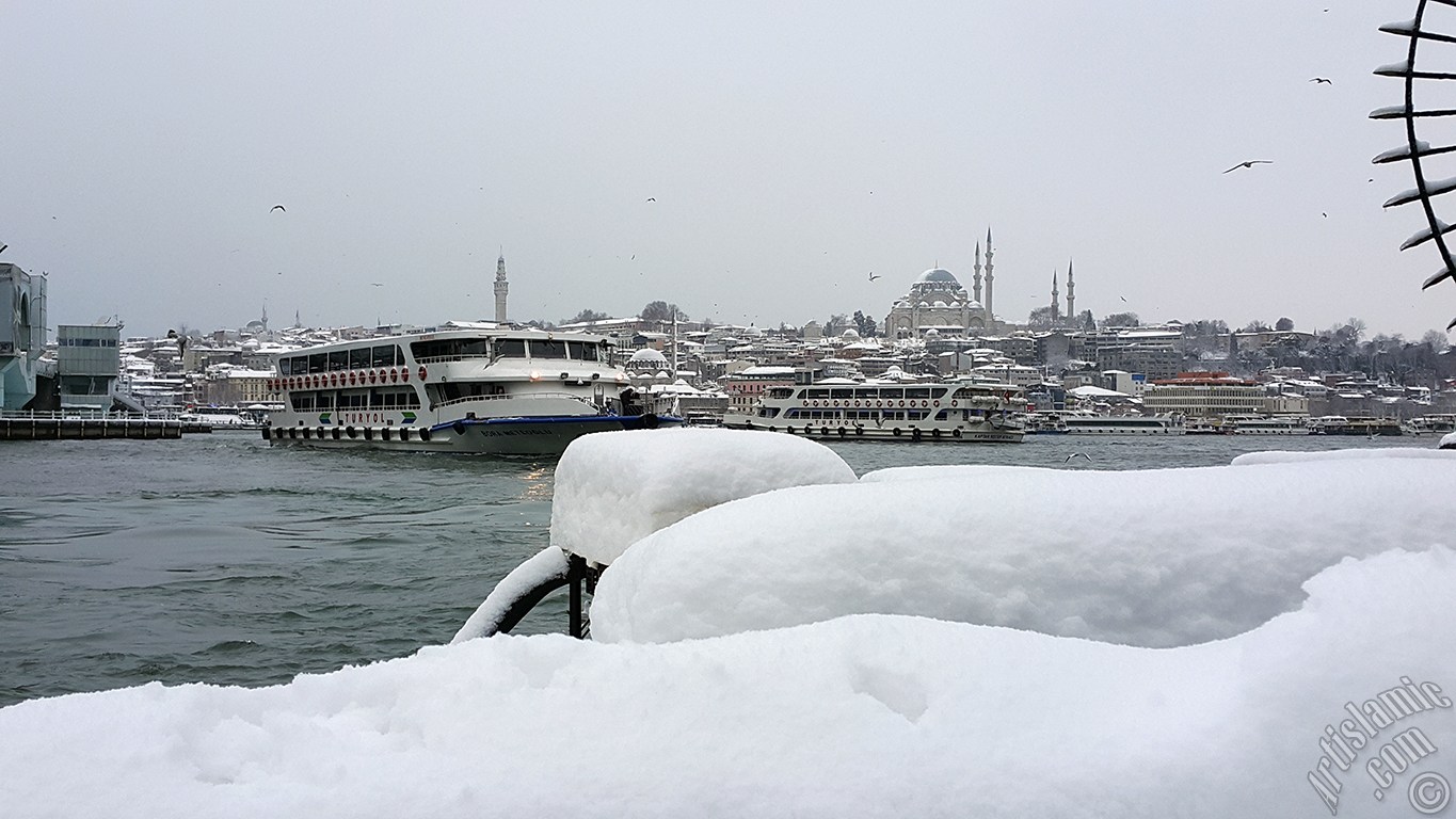 Special winter and snow photos taken in February 2015 in Fatih, Zeyrek, Persembe Pazari, Eminonu, Karakoy, Cihangir, Findikli, Kabatas districts of Istanbul city of Turkey.
