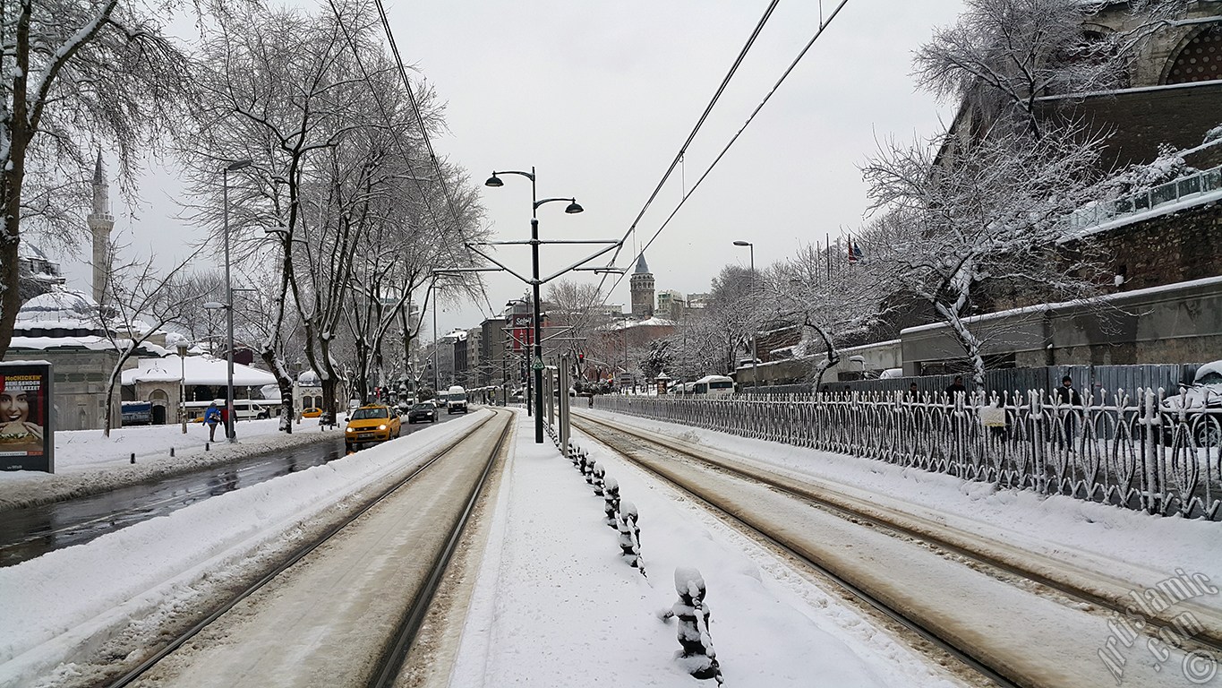 Special winter and snow photos taken in February 2015 in Fatih, Zeyrek, Persembe Pazari, Eminonu, Karakoy, Cihangir, Findikli, Kabatas districts of Istanbul city of Turkey.
